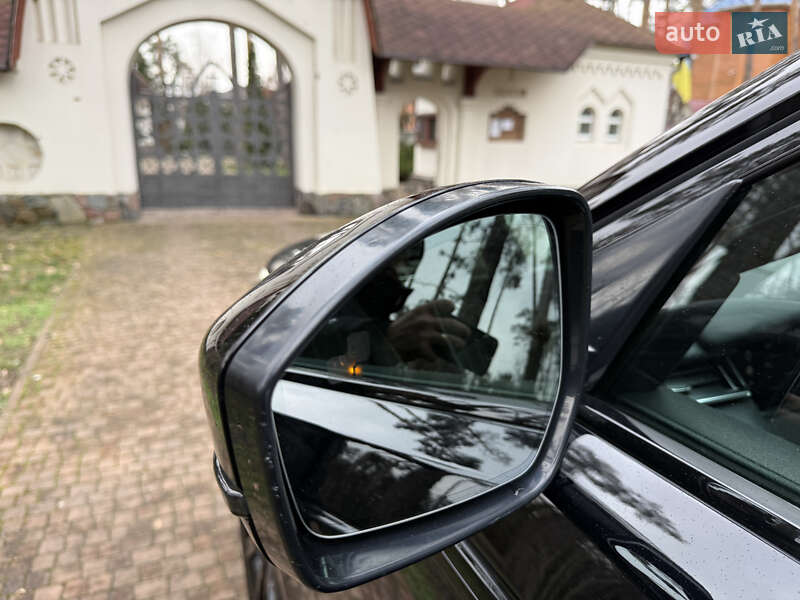 Внедорожник / Кроссовер Land Rover Range Rover Velar 2019 в Киеве фото 136 Внедорожник / Кроссовер Land Rover Range Rover Velar 2019 в Киеве