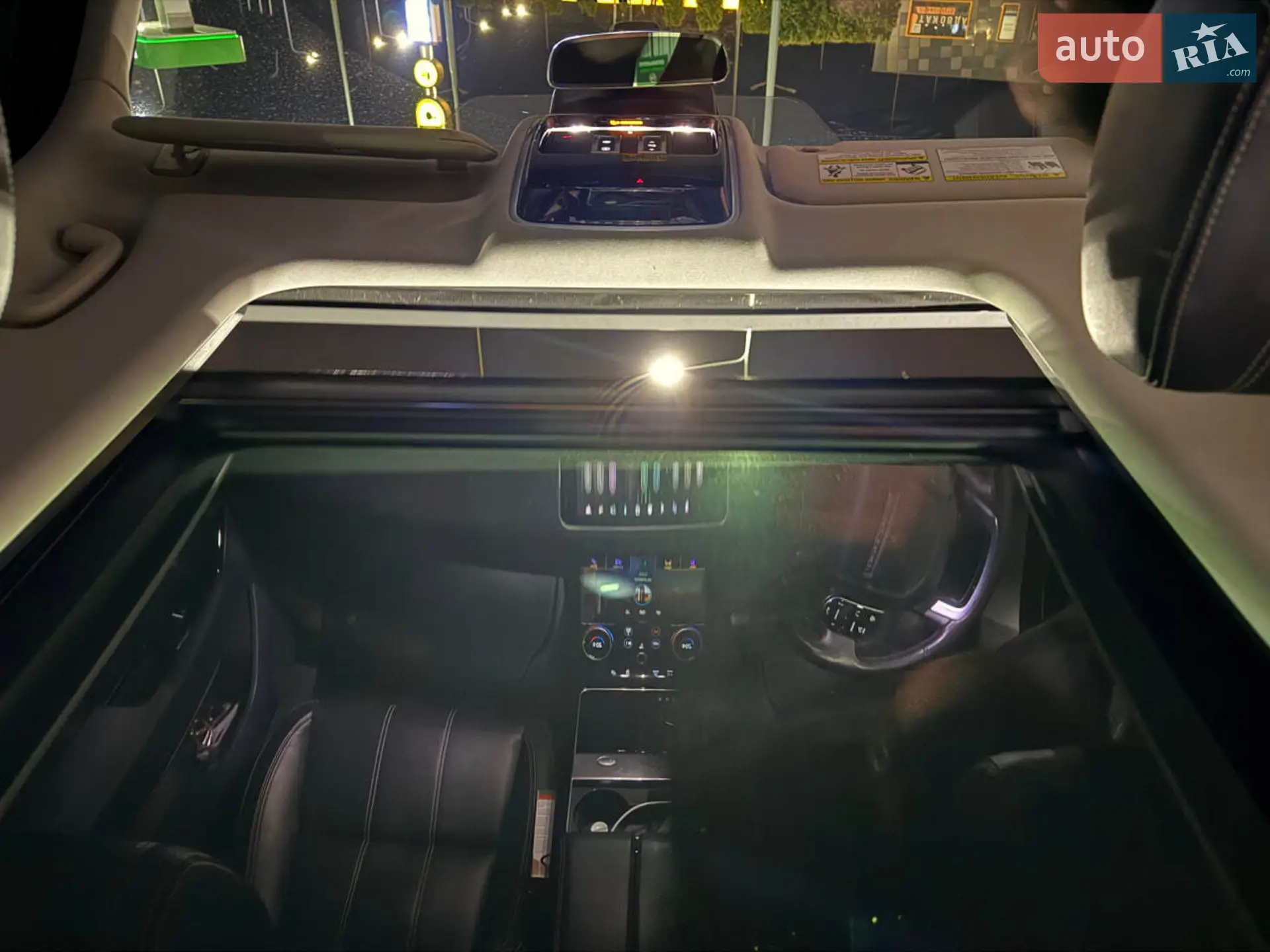 2019 Land Rover Range Rover Velar - мініатюра 11