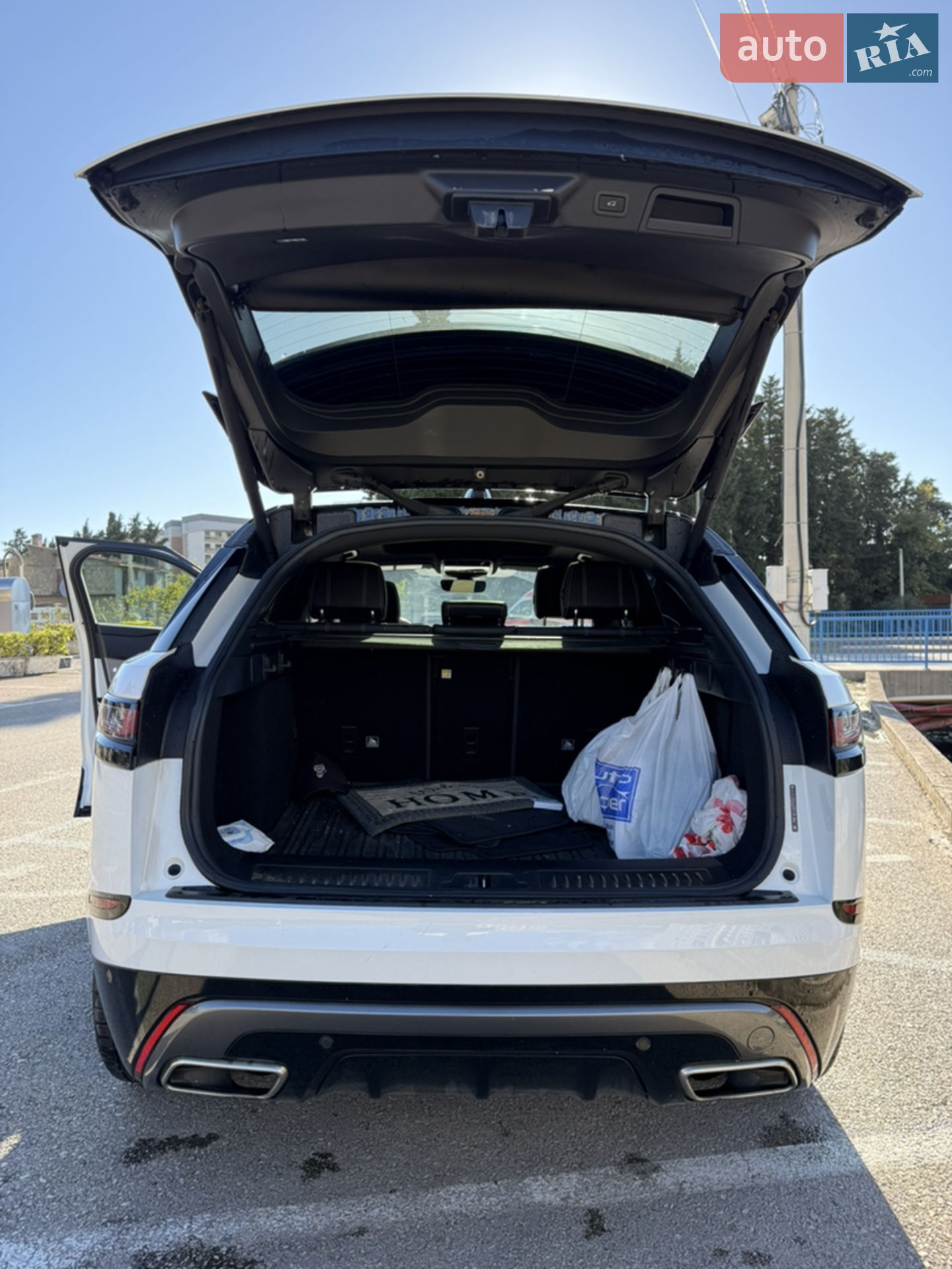 2018 Land Rover Range Rover Velar - мініатюра 17