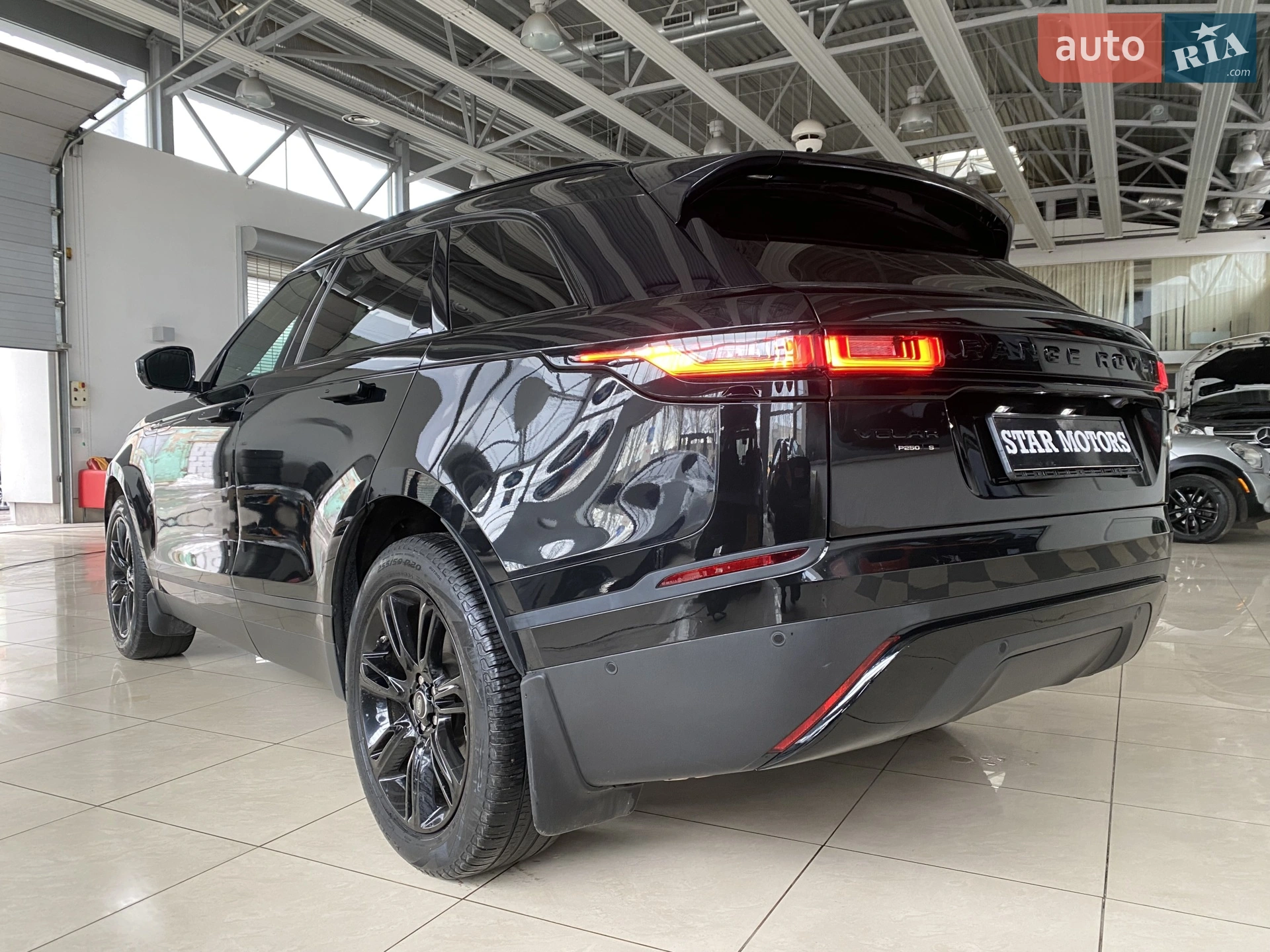 2020 Land Rover Range Rover Velar - мініатюра 9