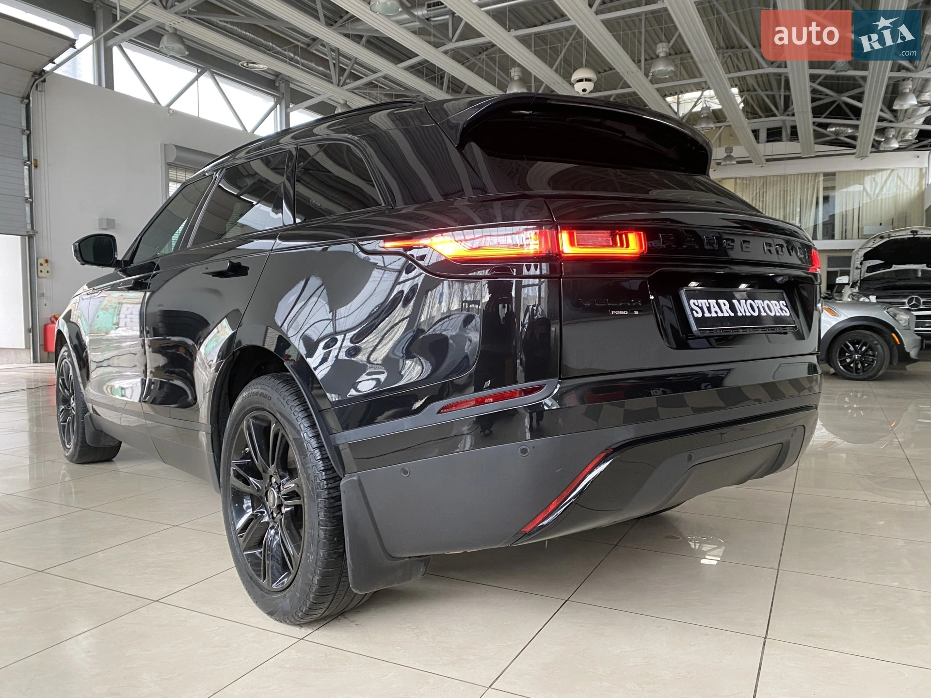 2020 Land Rover Range Rover Velar - мініатюра 11