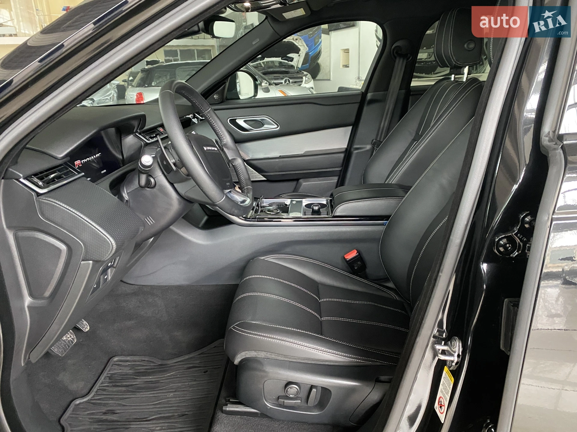 2020 Land Rover Range Rover Velar - мініатюра 16