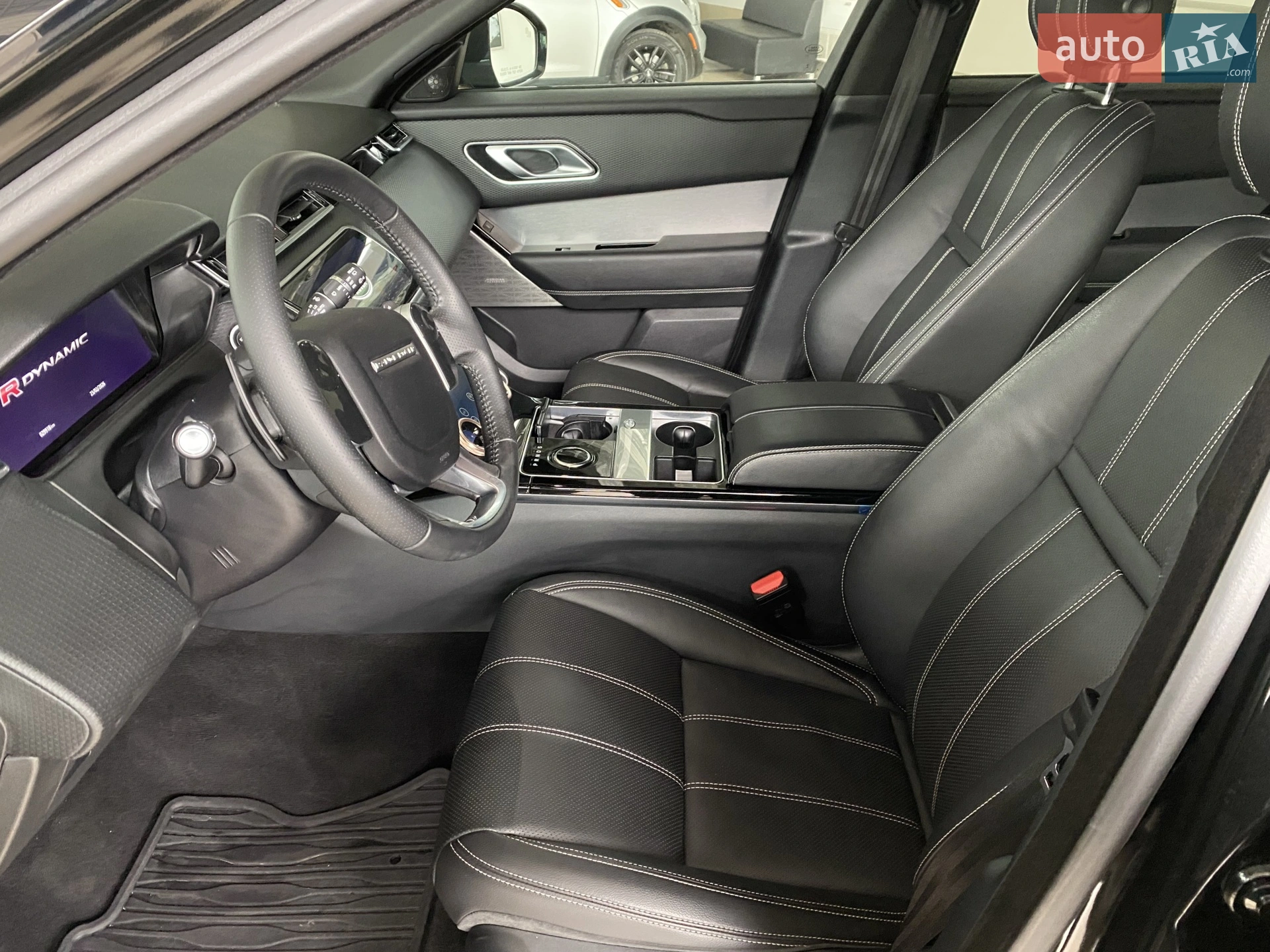 2020 Land Rover Range Rover Velar - мініатюра 17
