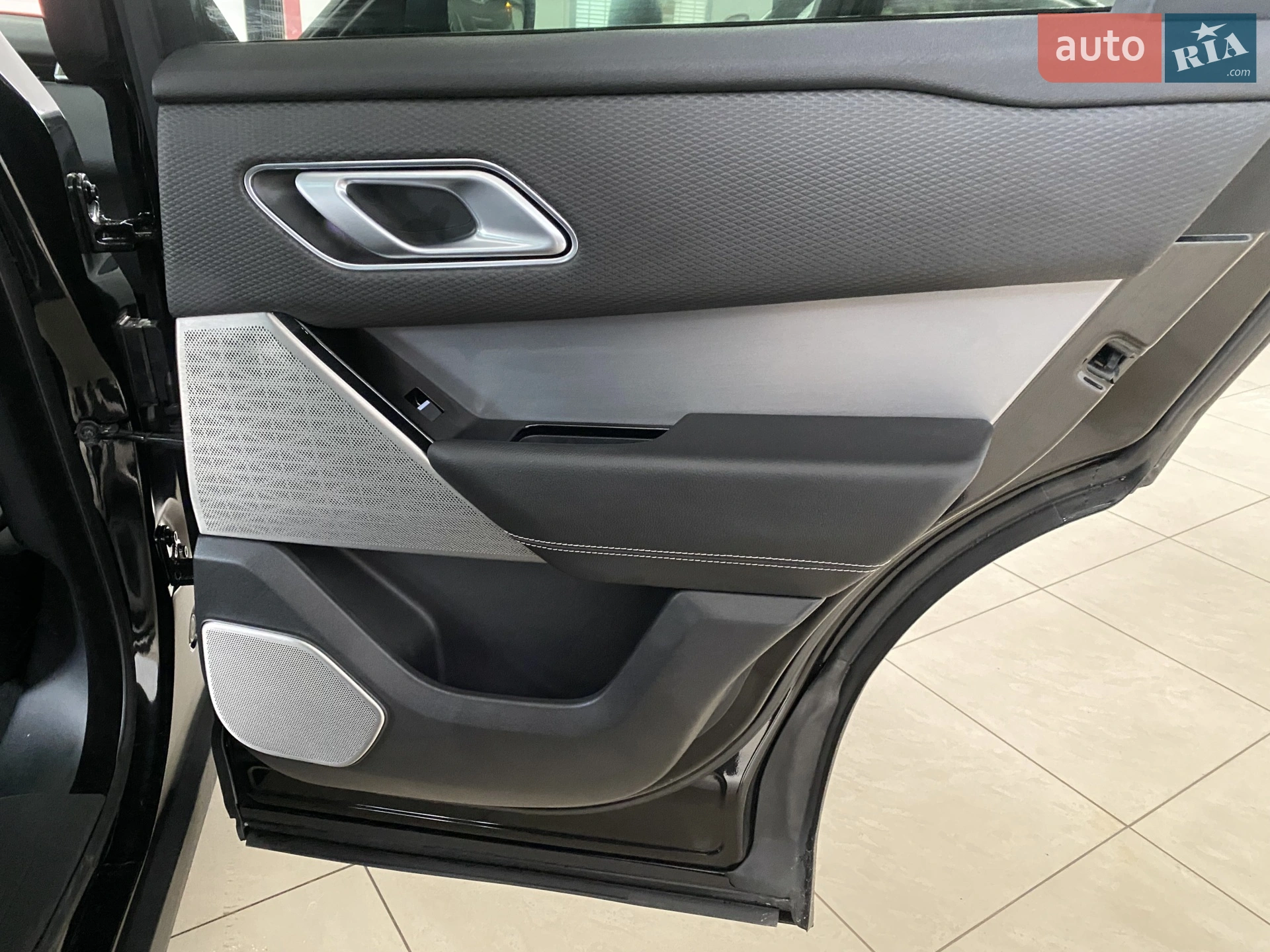 2020 Land Rover Range Rover Velar - мініатюра 38