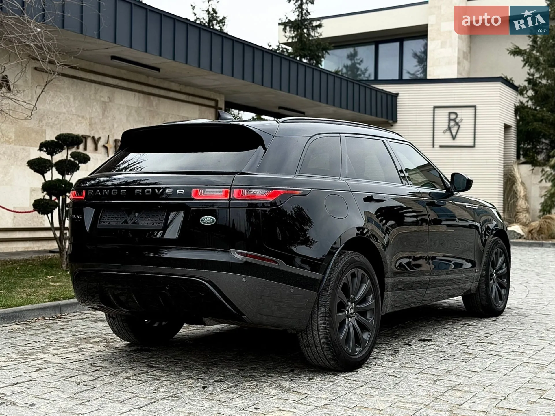 2018 Land Rover Range Rover Velar - мініатюра 23