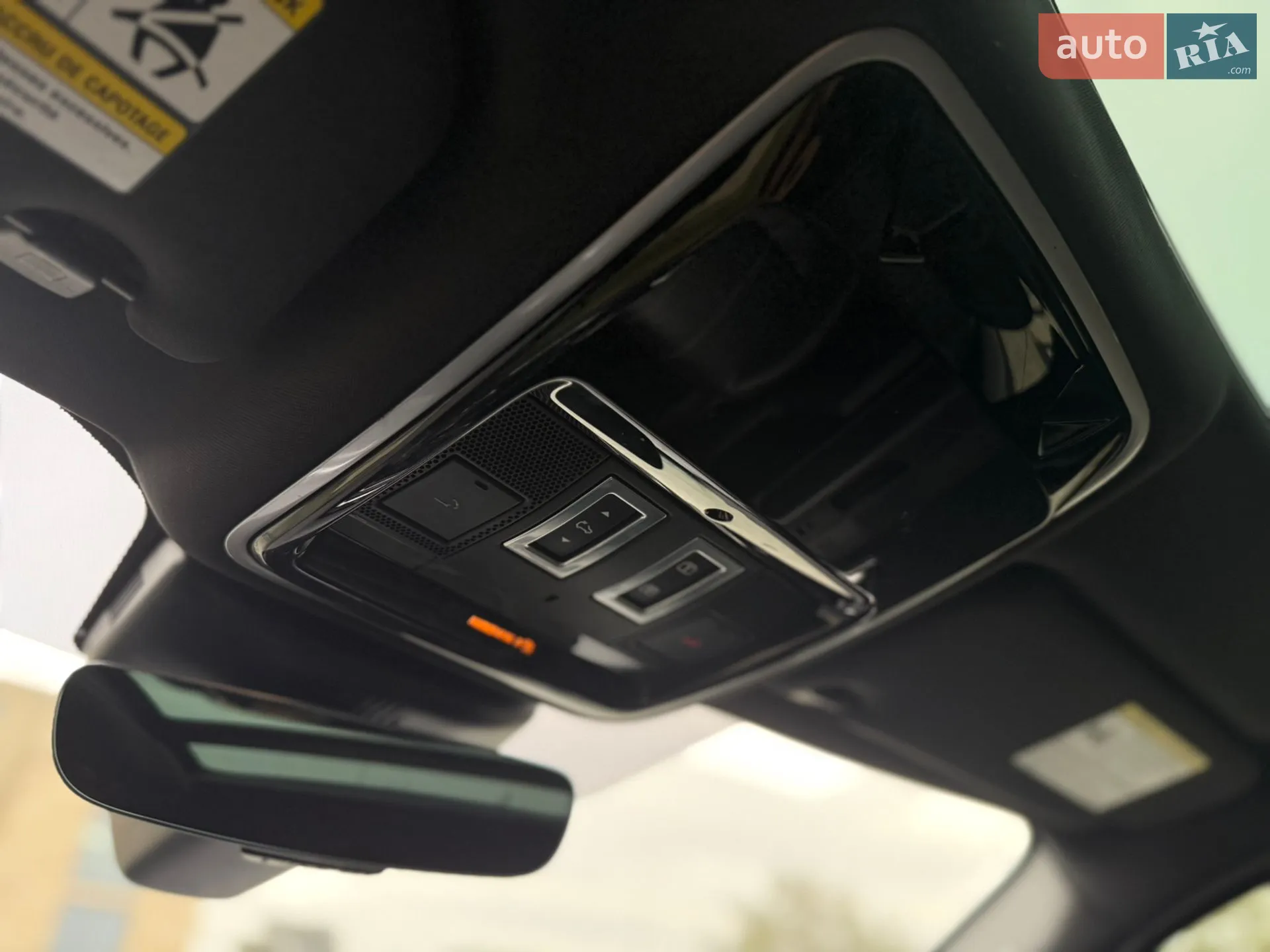 2018 Land Rover Range Rover Velar - мініатюра 45