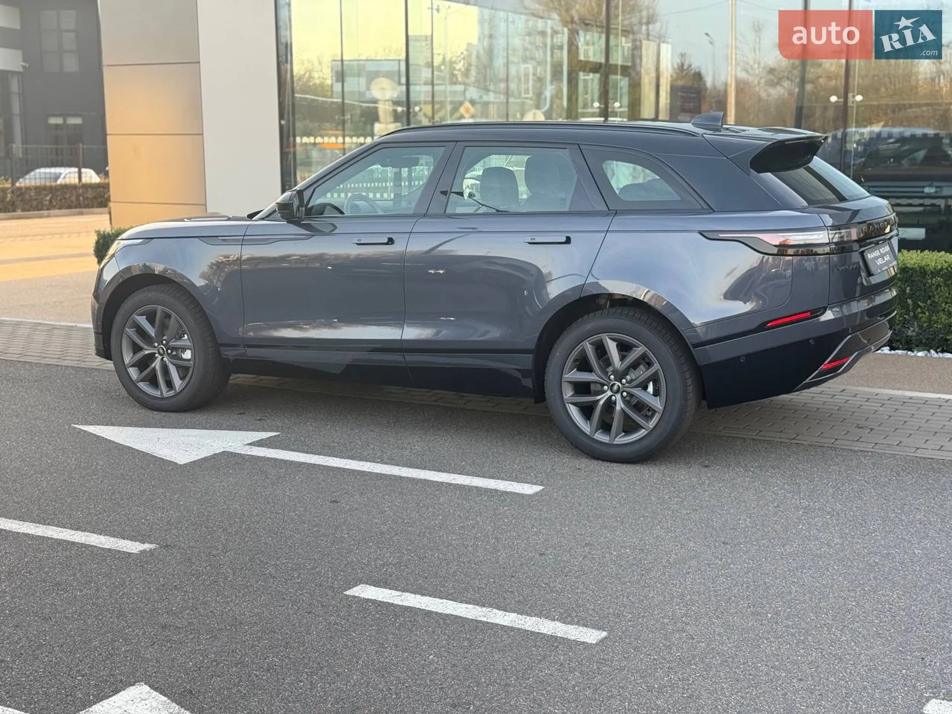 2025 Land Rover Range Rover Velar - мініатюра 5
