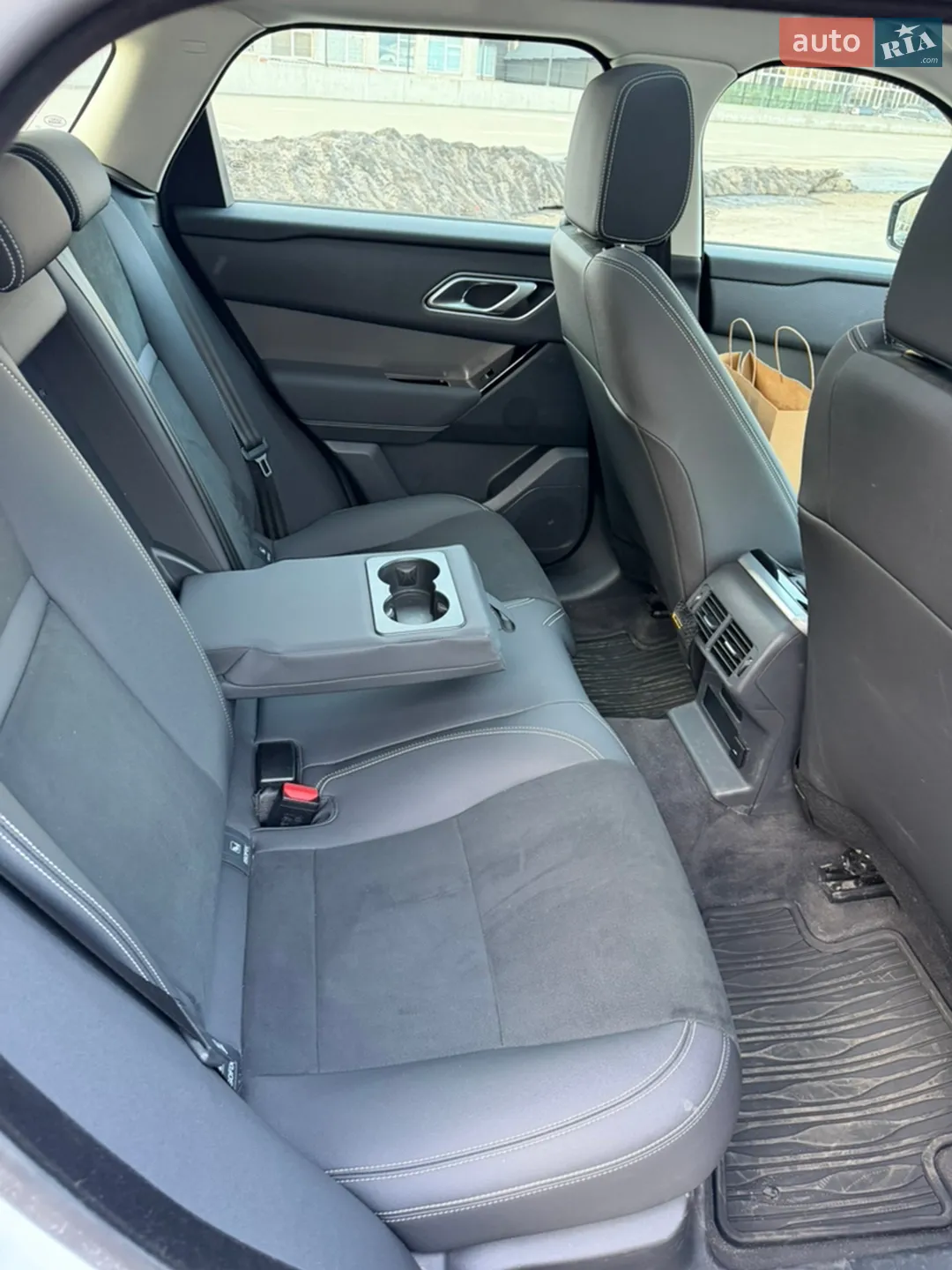 2022 Land Rover Range Rover Velar - мініатюра 14