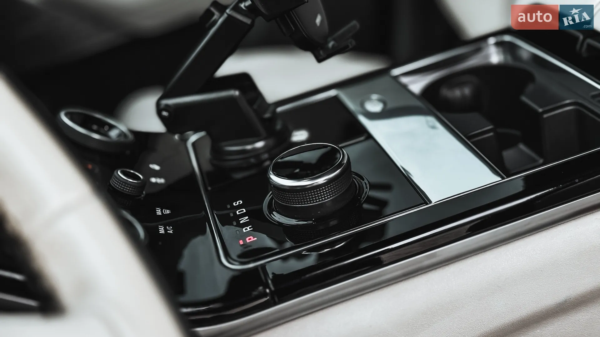 2018 Land Rover Range Rover Velar - мініатюра 22