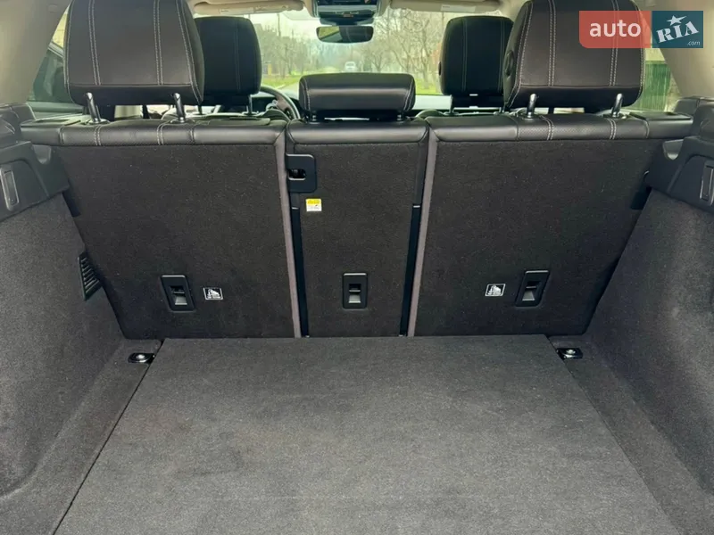 Land Rover Range Rover Velar 2019 VIN SALYB2FV0KA219171 фото оголошення 15 з 38