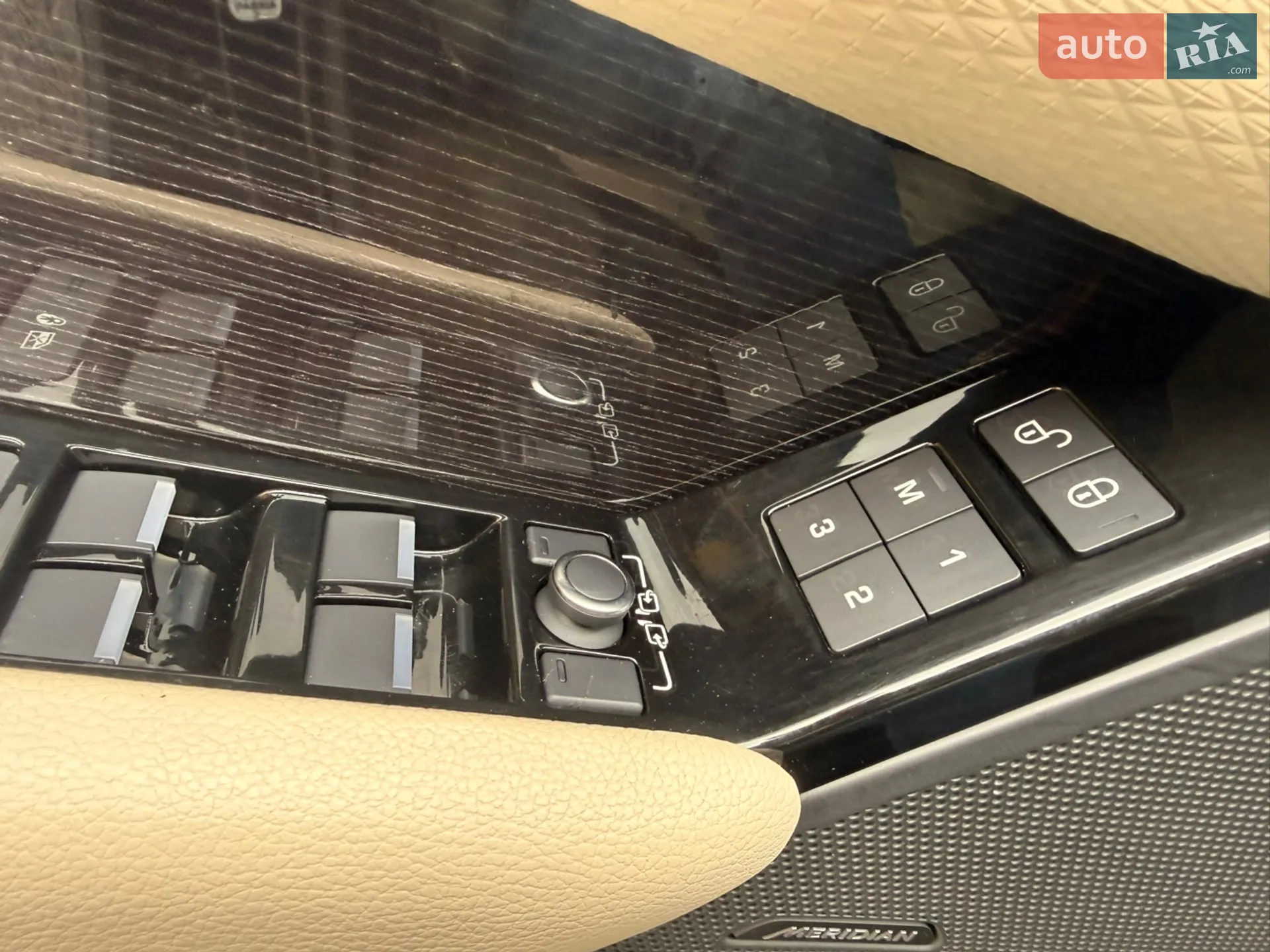 2019 Land Rover Range Rover Velar - мініатюра 16