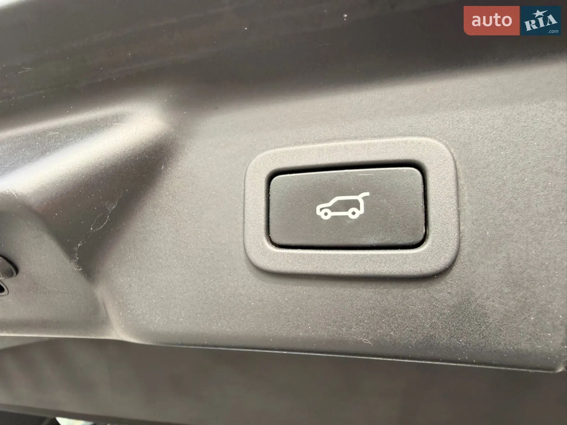2018 Land Rover Range Rover Velar - мініатюра 21