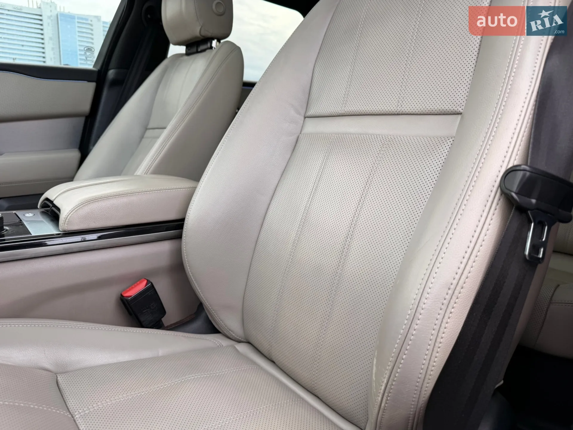 2018 Land Rover Range Rover Velar - мініатюра 29