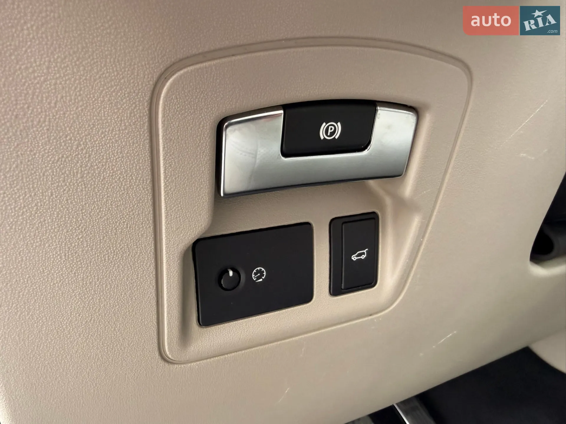 2018 Land Rover Range Rover Velar - мініатюра 27