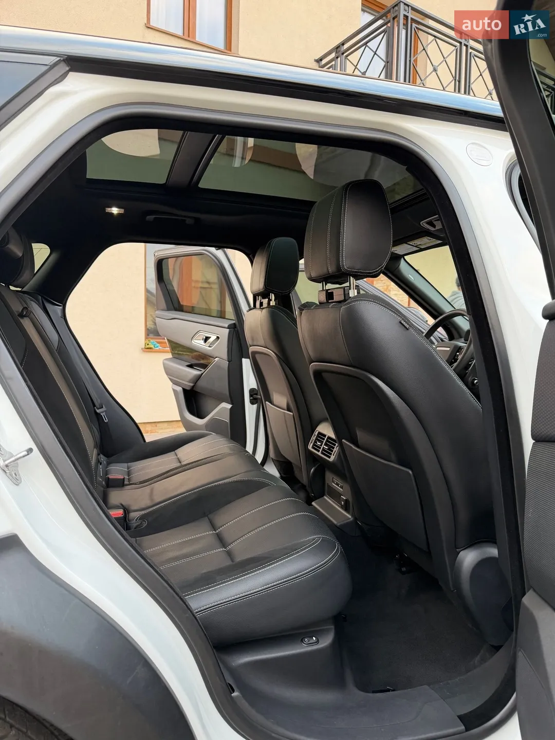 2021 Land Rover Range Rover Velar - мініатюра 30
