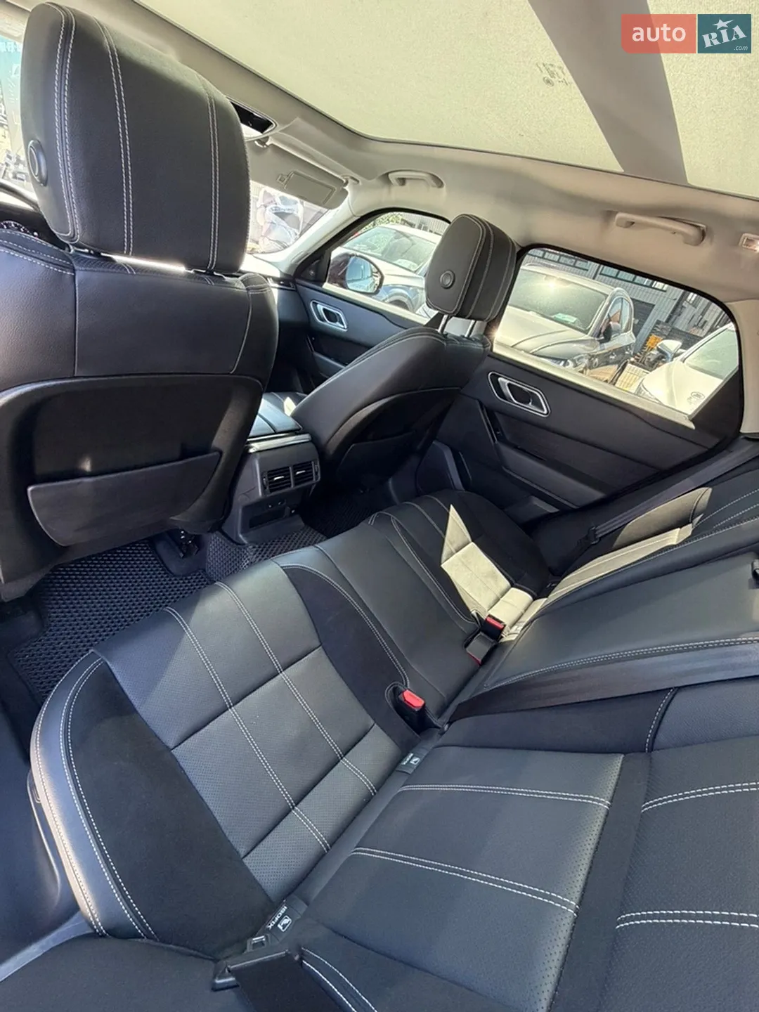 2019 Land Rover Range Rover Velar - мініатюра 22