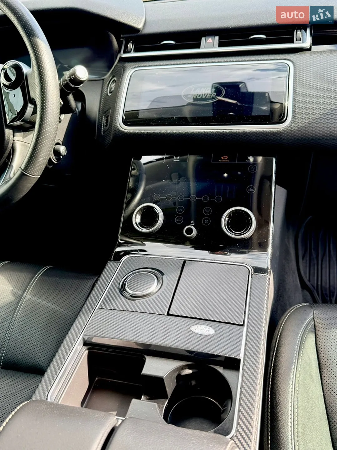 2019 Land Rover Range Rover Velar - мініатюра 28