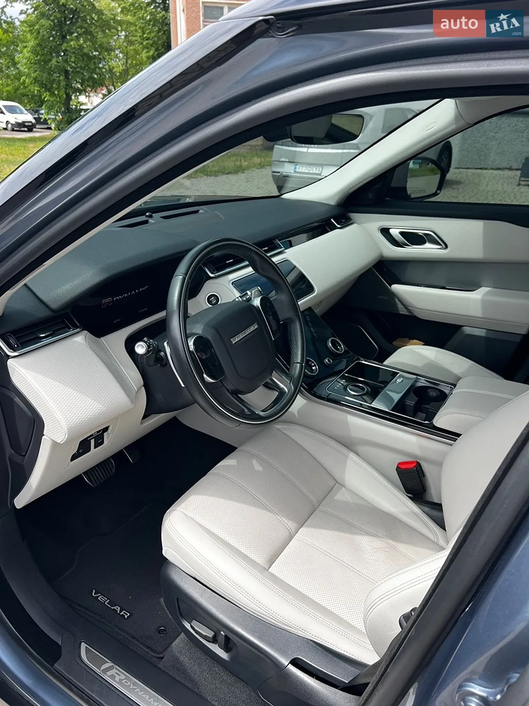 2019 Land Rover Range Rover Velar - мініатюра 11