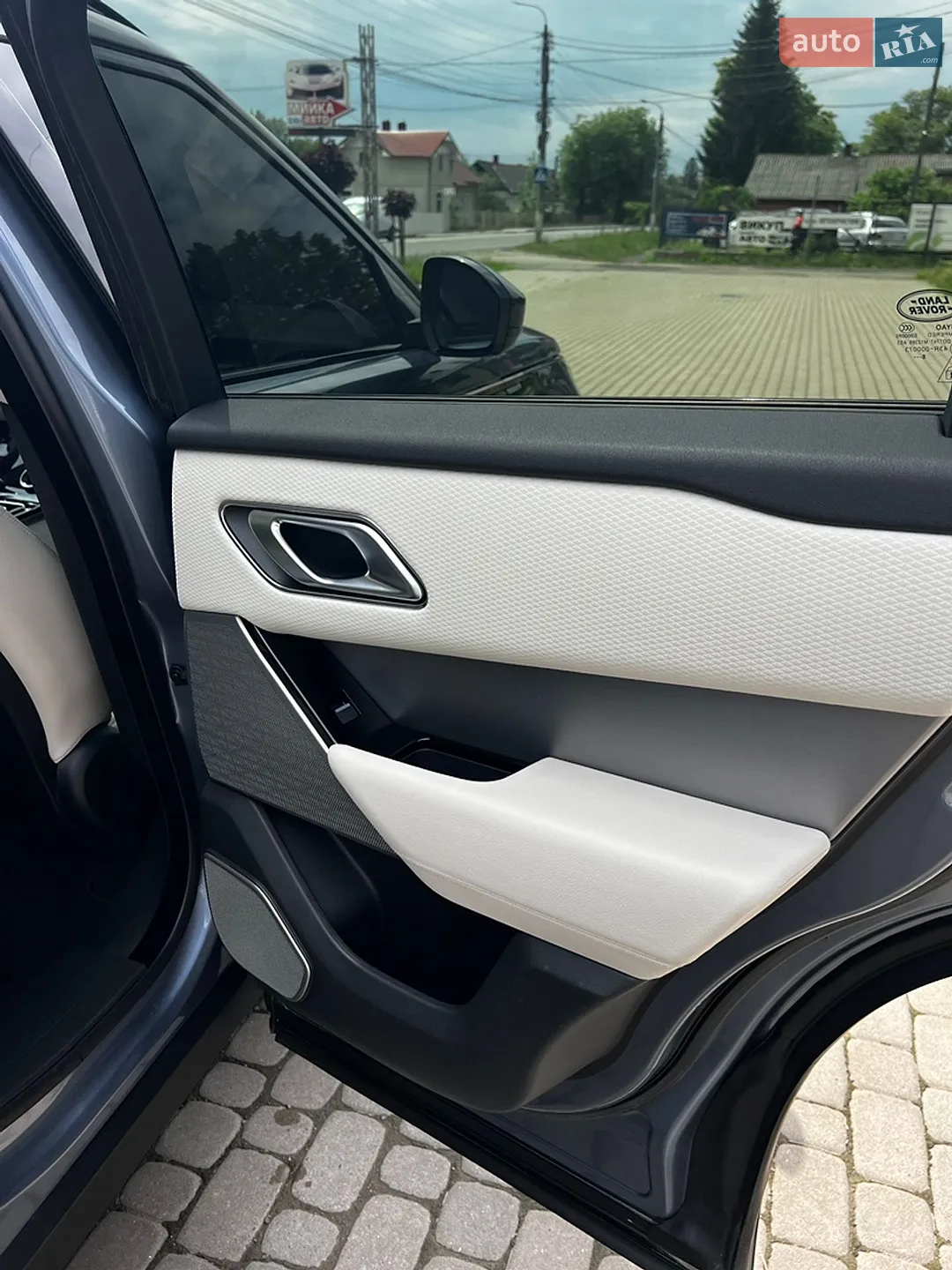 2019 Land Rover Range Rover Velar - мініатюра 17