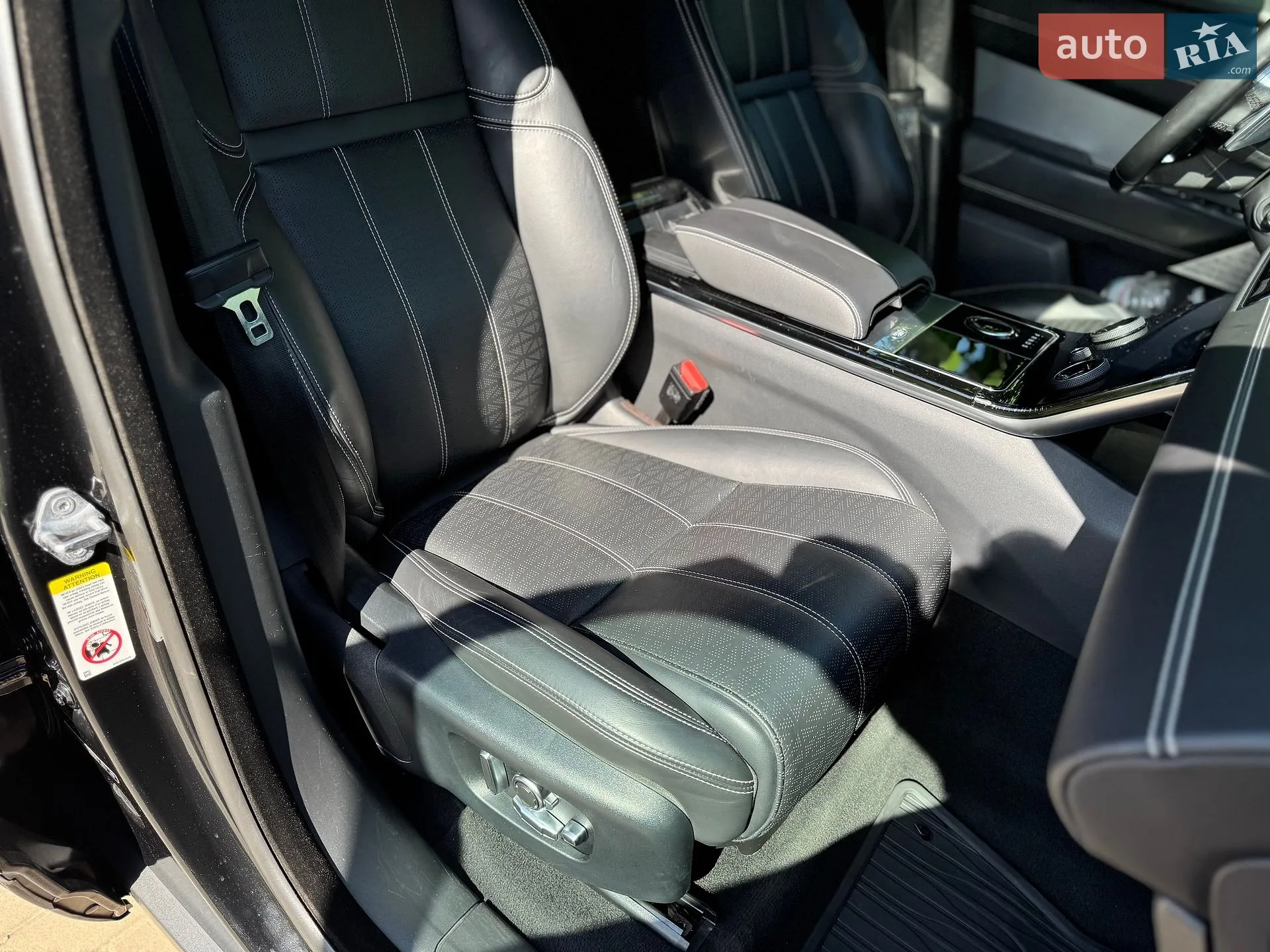 2018 Land Rover Range Rover Velar - мініатюра 20