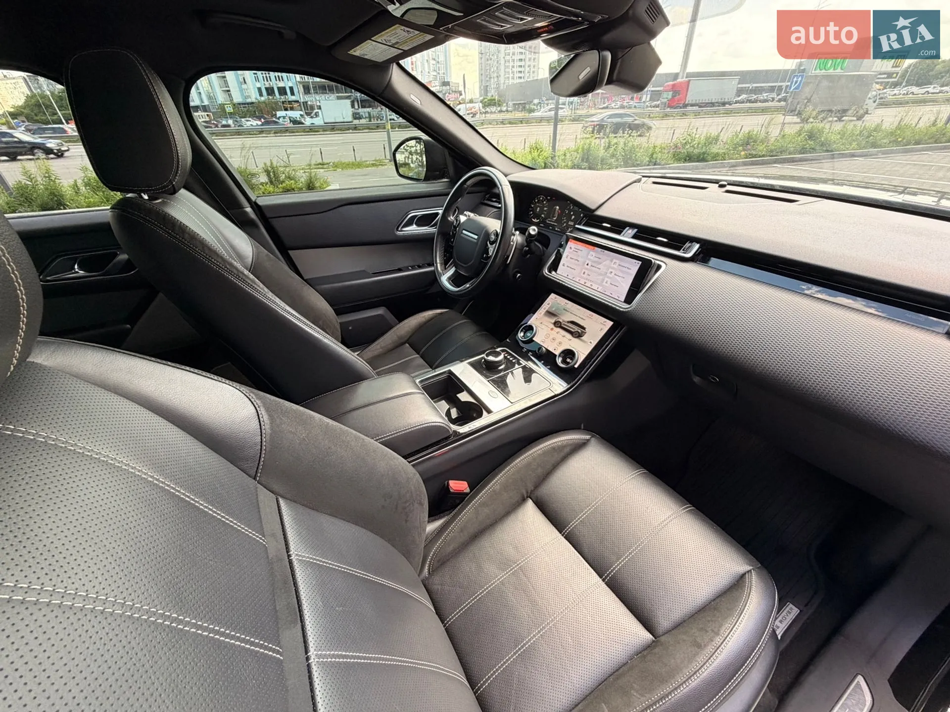 2019 Land Rover Range Rover Velar - мініатюра 41