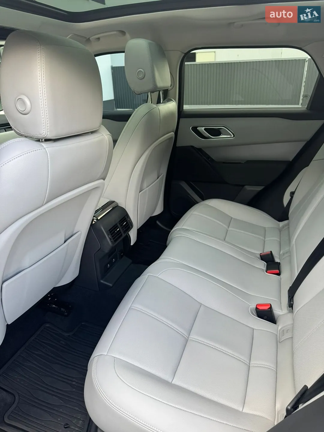 2025 Land Rover Range Rover Velar - мініатюра 27