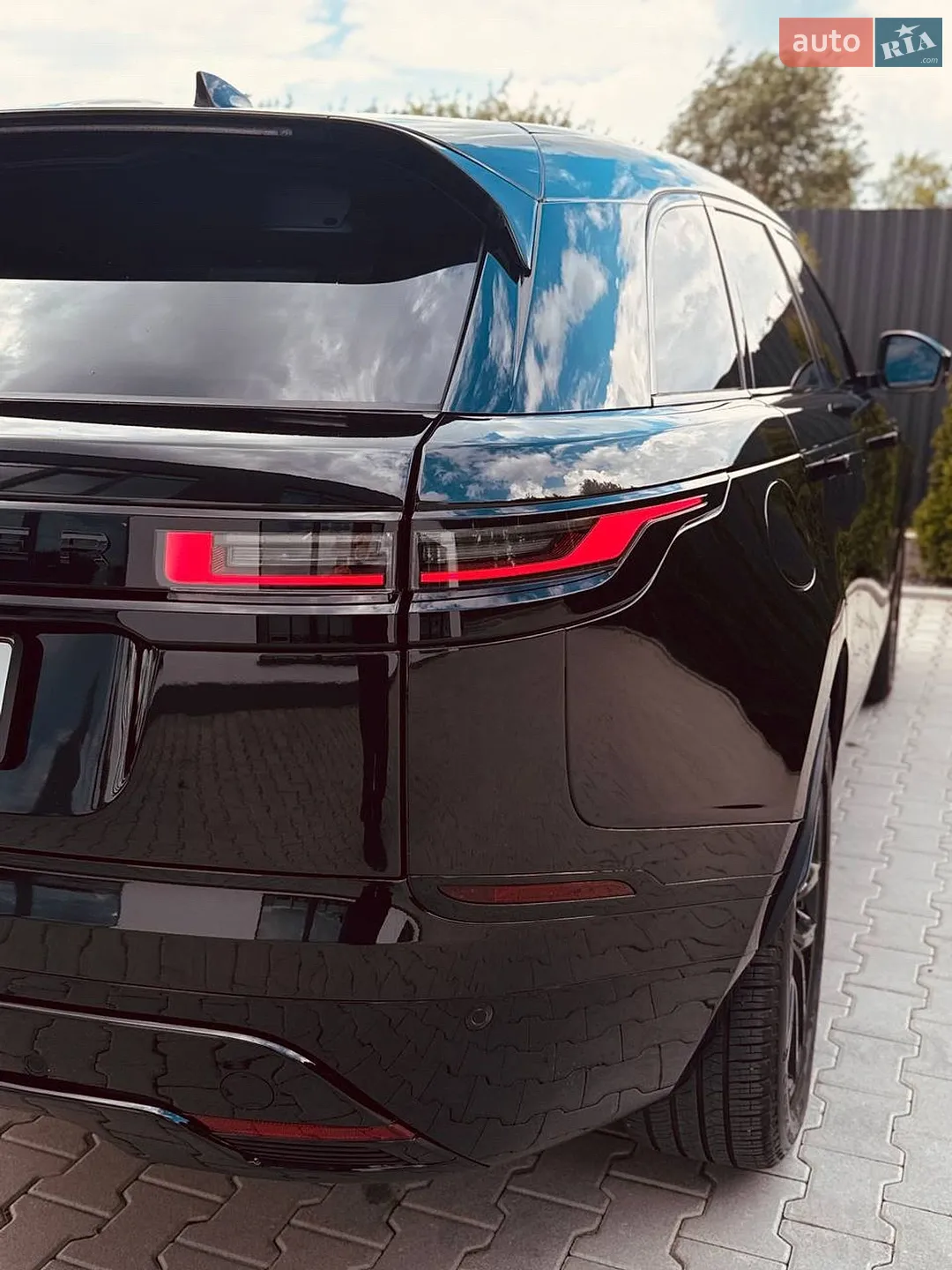 2025 Land Rover Range Rover Velar - мініатюра 32