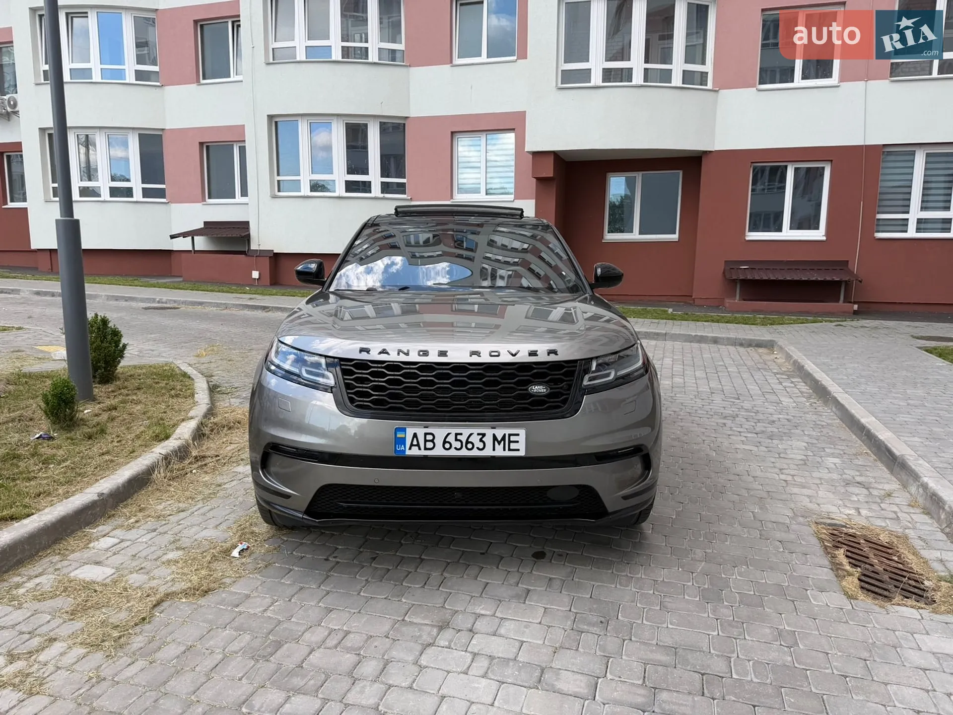 2019 Land Rover Range Rover Velar - мініатюра 2