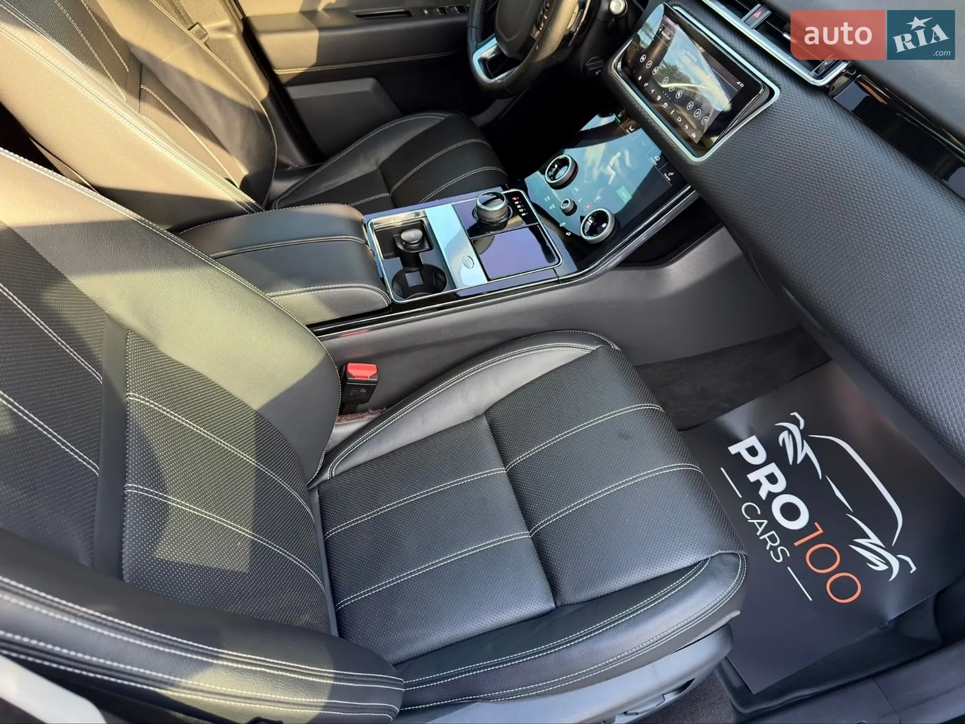 2017 Land Rover Range Rover Velar - мініатюра 29