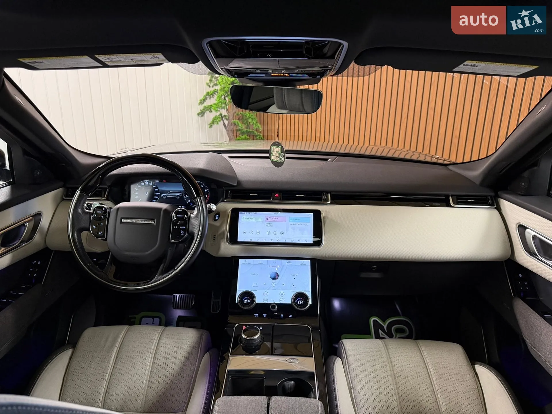 2018 Land Rover Range Rover Velar - мініатюра 33