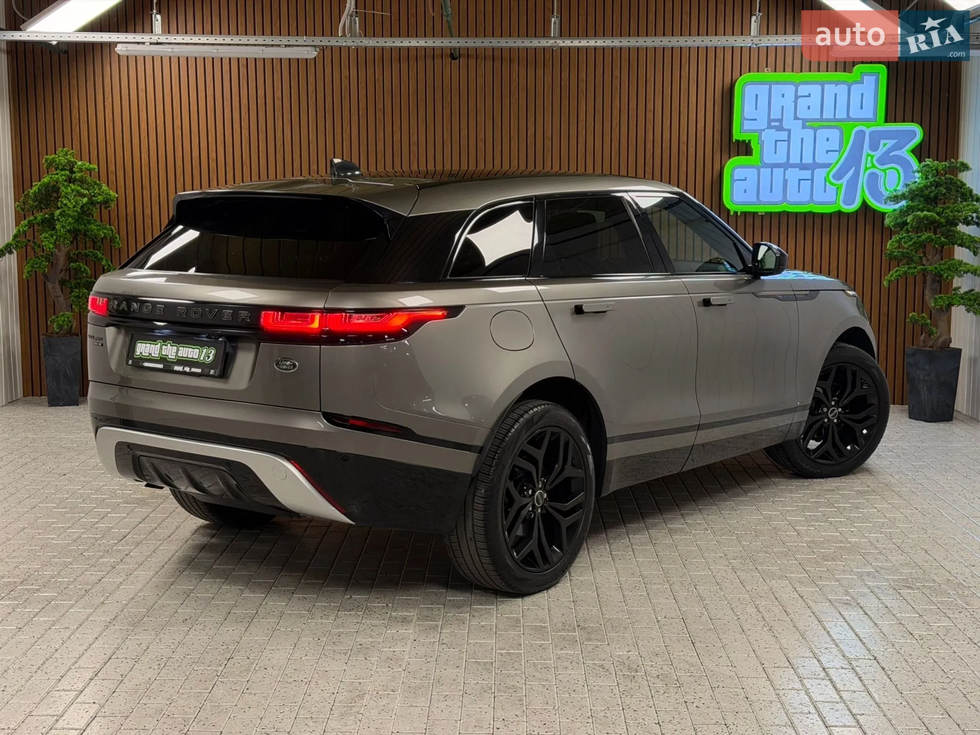 2018 Land Rover Range Rover Velar - мініатюра 48