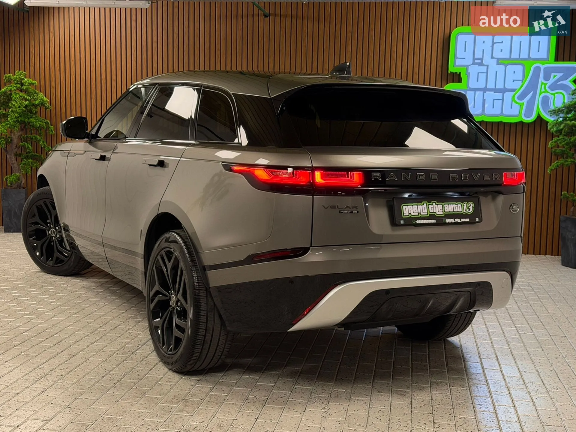 2018 Land Rover Range Rover Velar - мініатюра 52