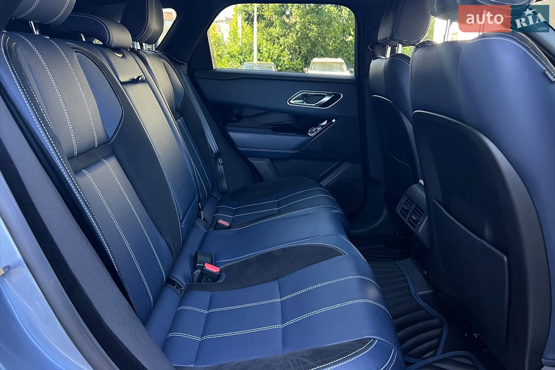 2020 Land Rover Range Rover Velar - мініатюра 25