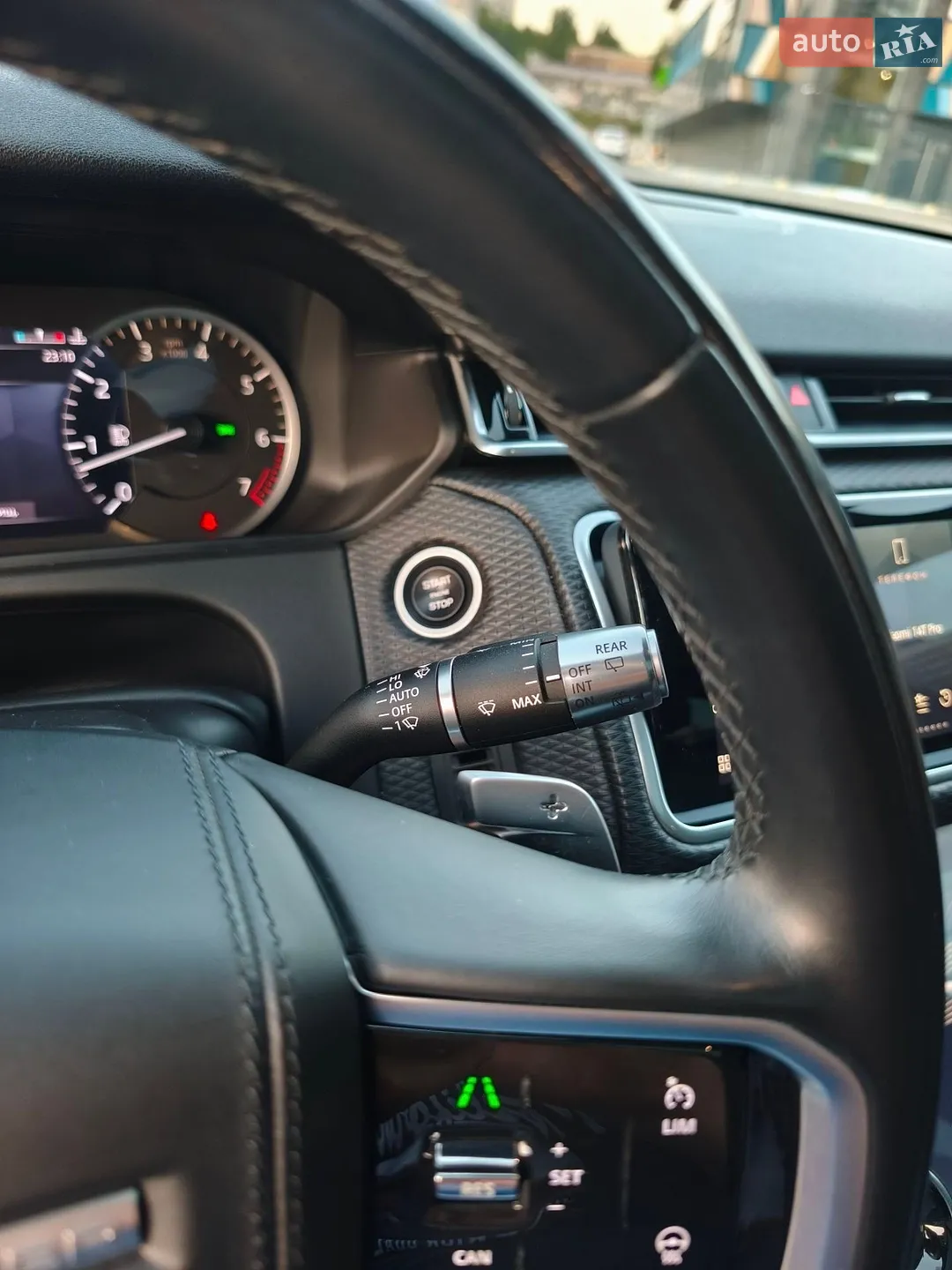 2022 Land Rover Range Rover Velar - мініатюра 33