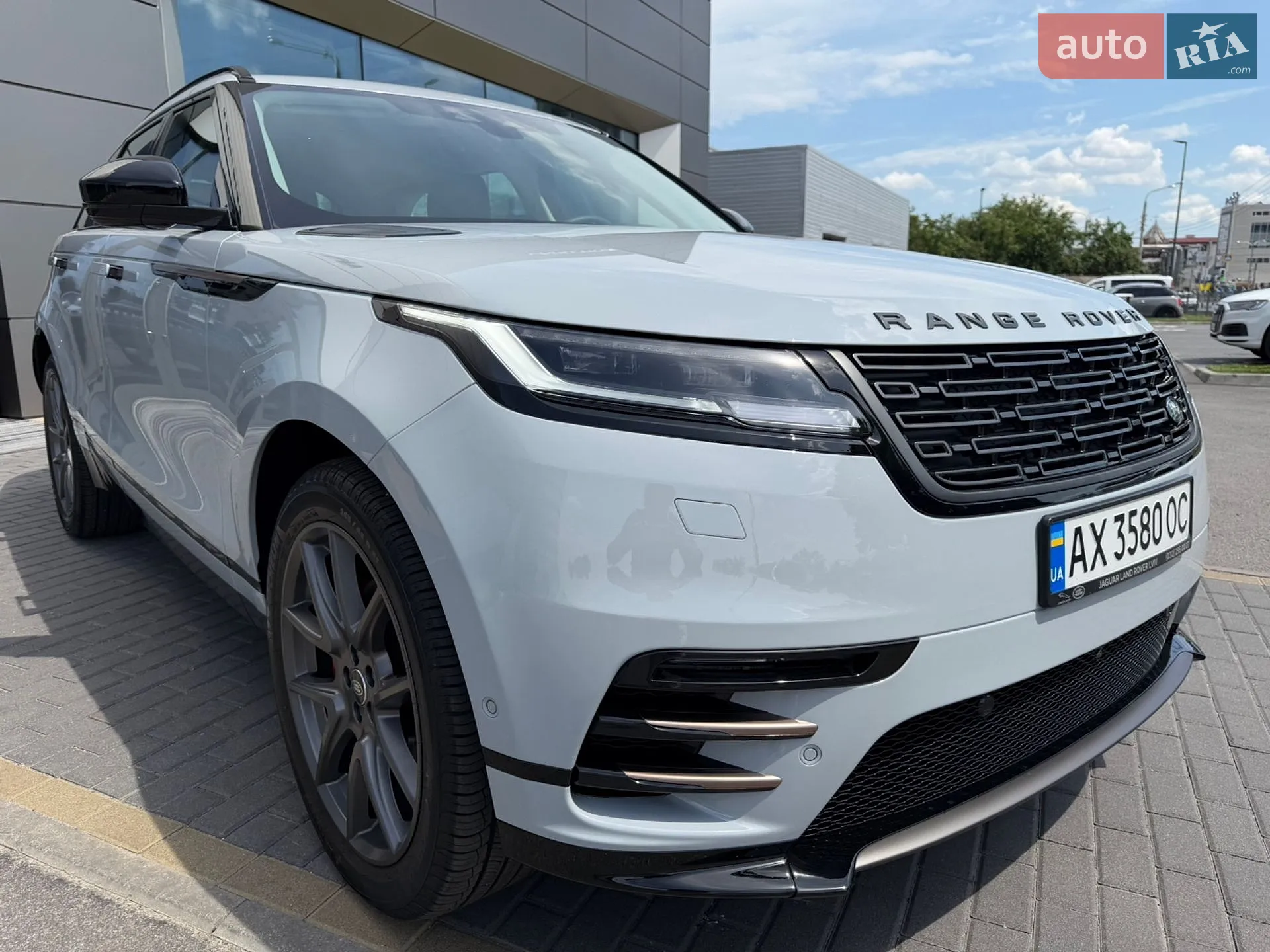 2024 Land Rover Range Rover Velar - мініатюра 11