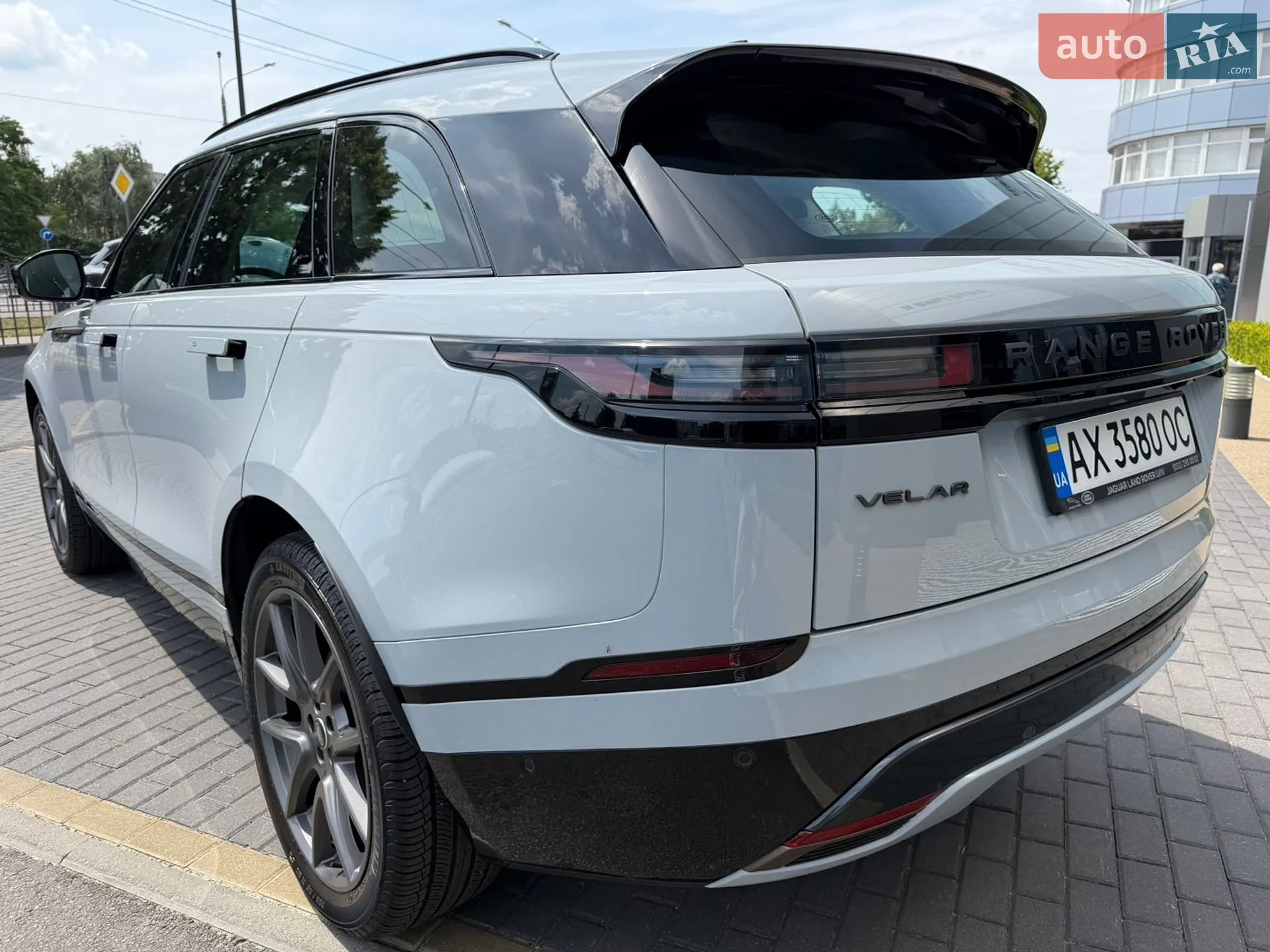 2024 Land Rover Range Rover Velar - мініатюра 14