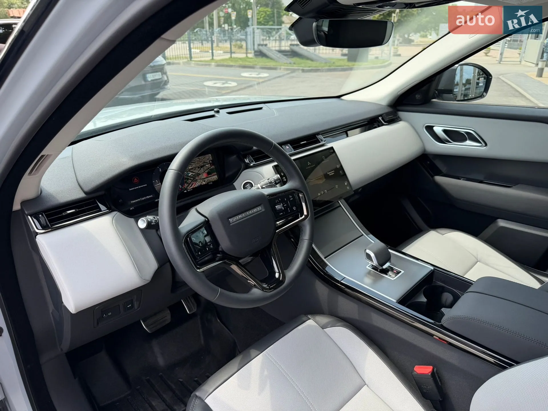 2024 Land Rover Range Rover Velar - мініатюра 18
