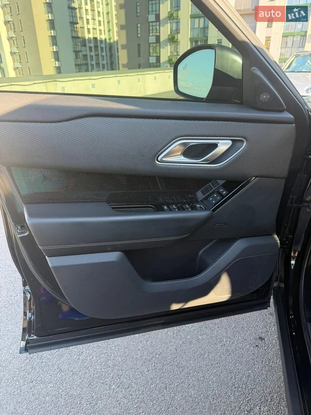 2019 Land Rover Range Rover Velar - мініатюра 20