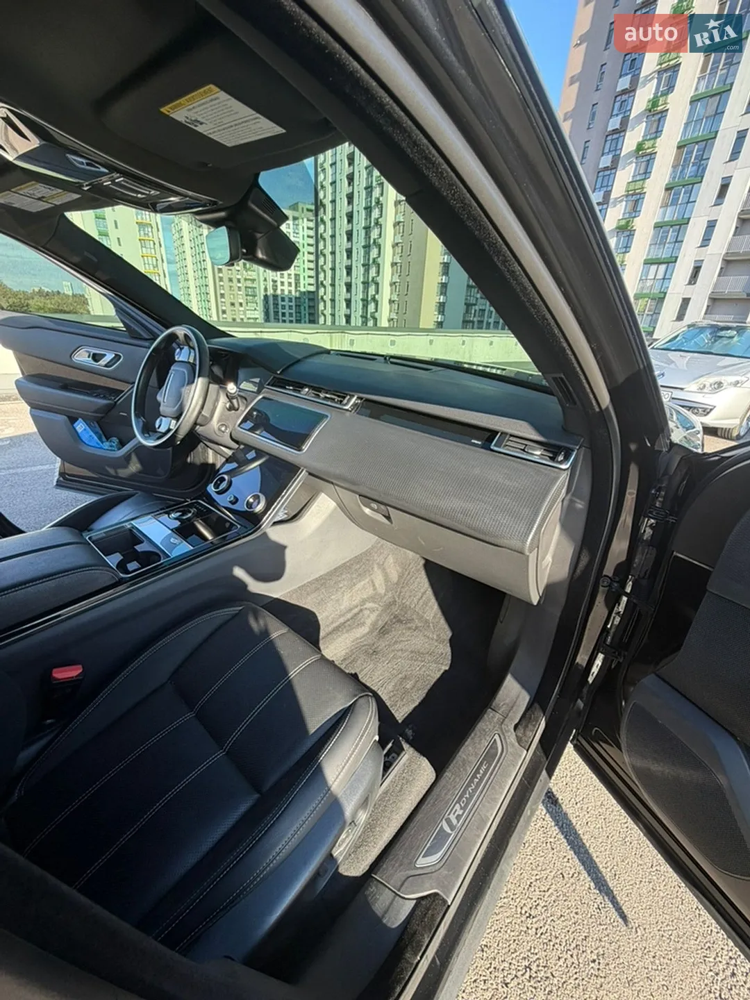 2019 Land Rover Range Rover Velar - мініатюра 26