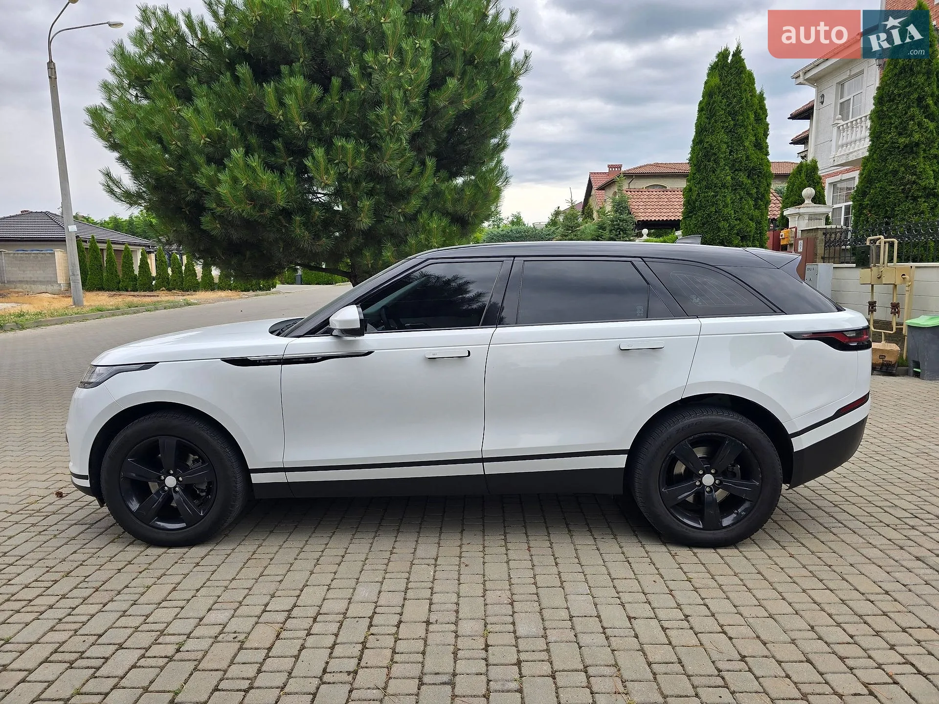 2020 Land Rover Range Rover Velar - мініатюра 8