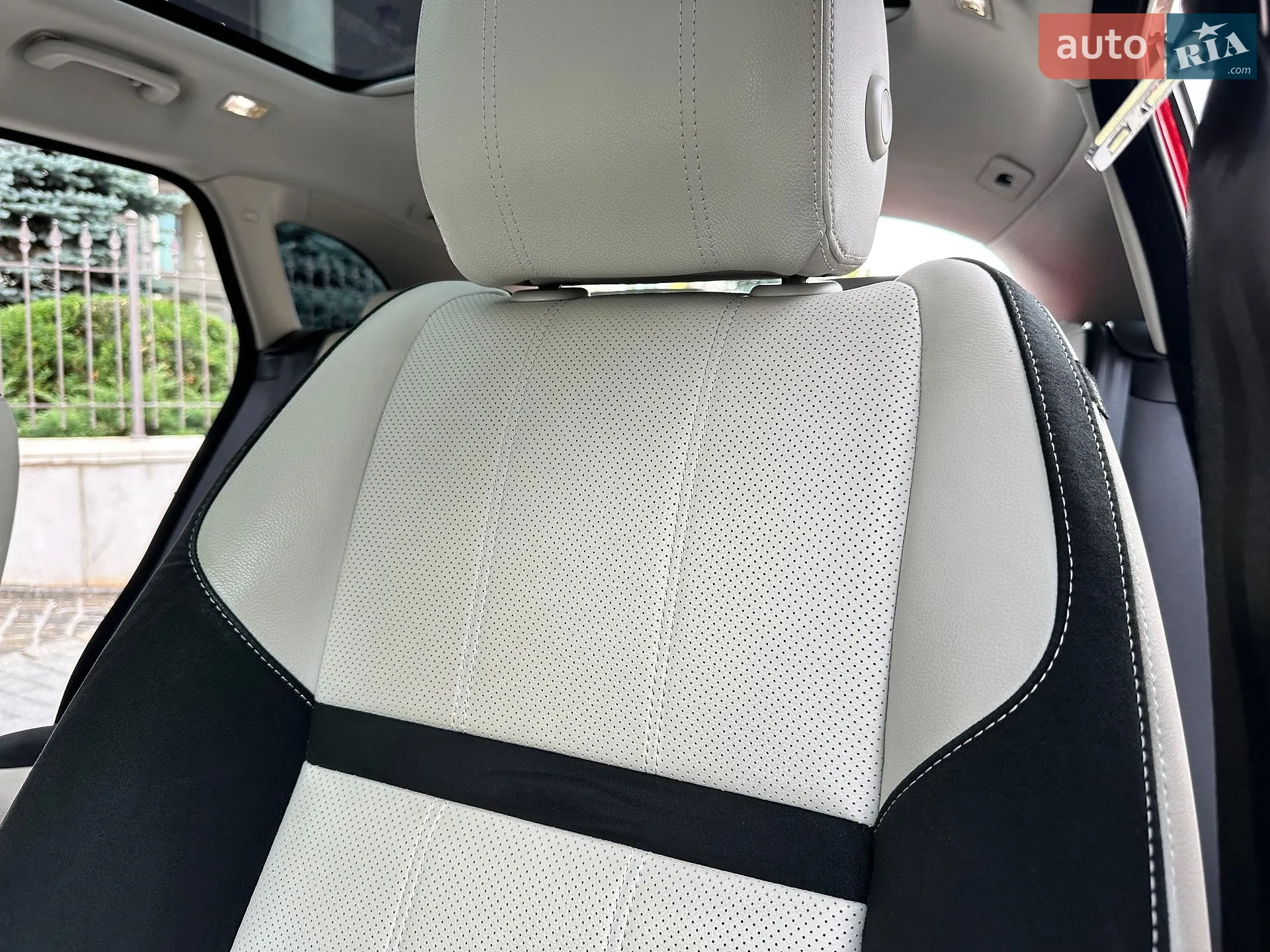 2019 Land Rover Range Rover Velar - мініатюра 51