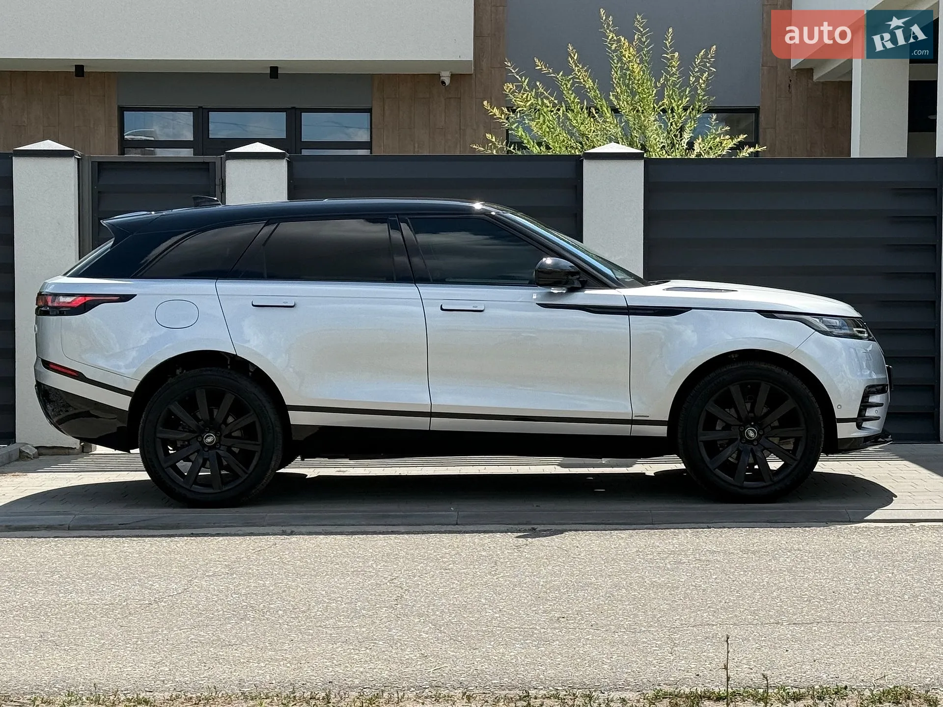 2018 Land Rover Range Rover Velar - мініатюра 15