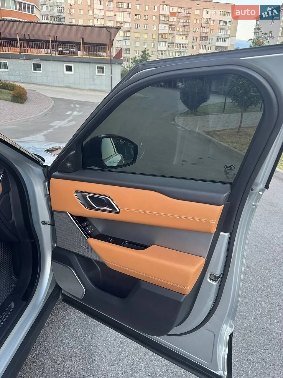 2019 Land Rover Range Rover Velar - мініатюра 44