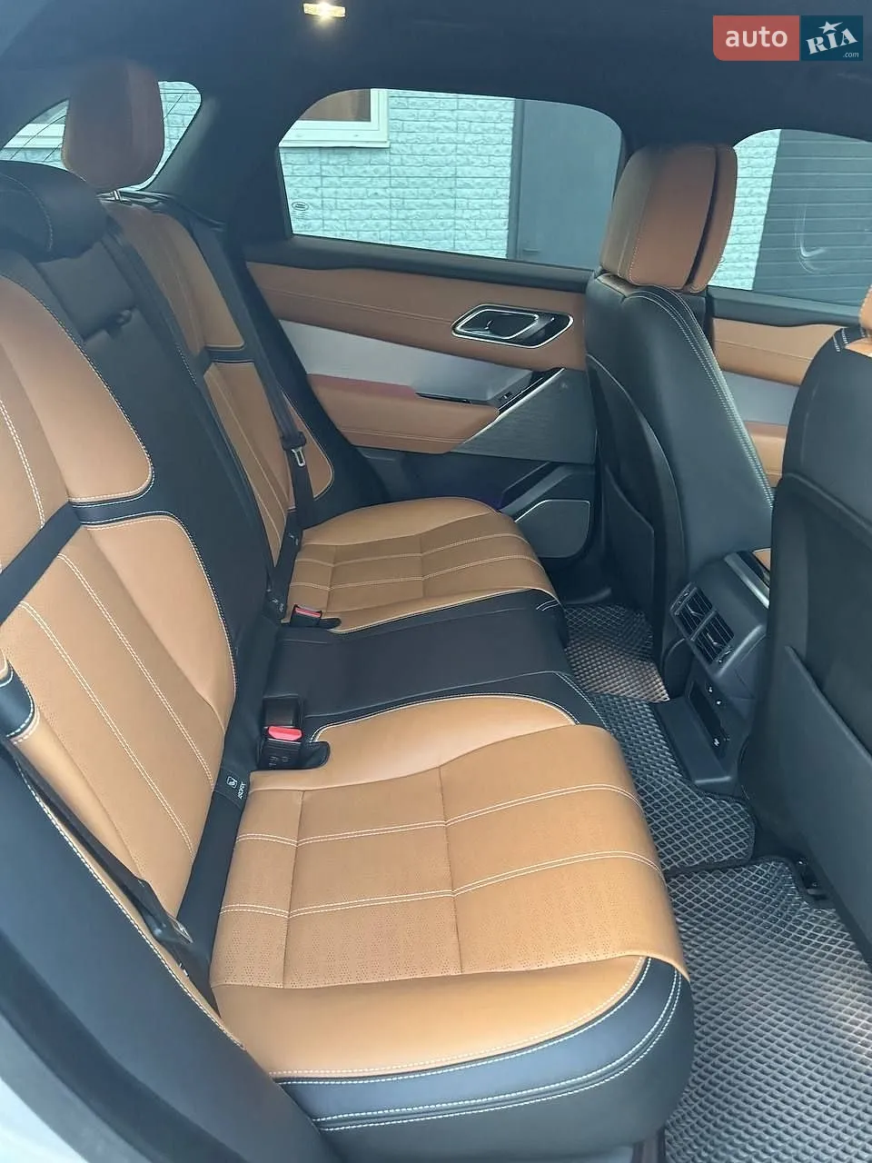 2019 Land Rover Range Rover Velar - мініатюра 42