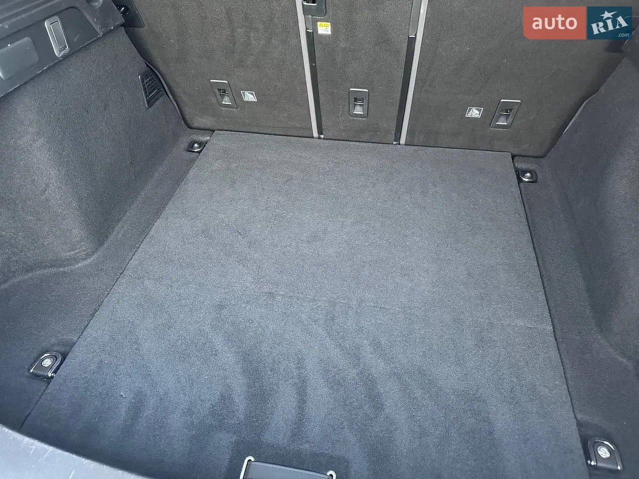 2019 Land Rover Range Rover Velar - мініатюра 55