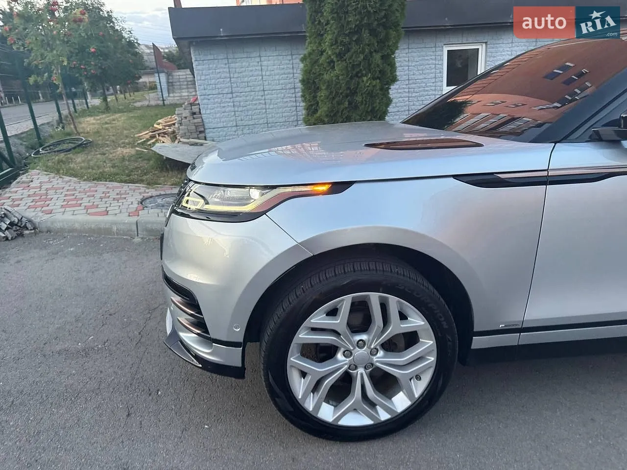2019 Land Rover Range Rover Velar - мініатюра 23