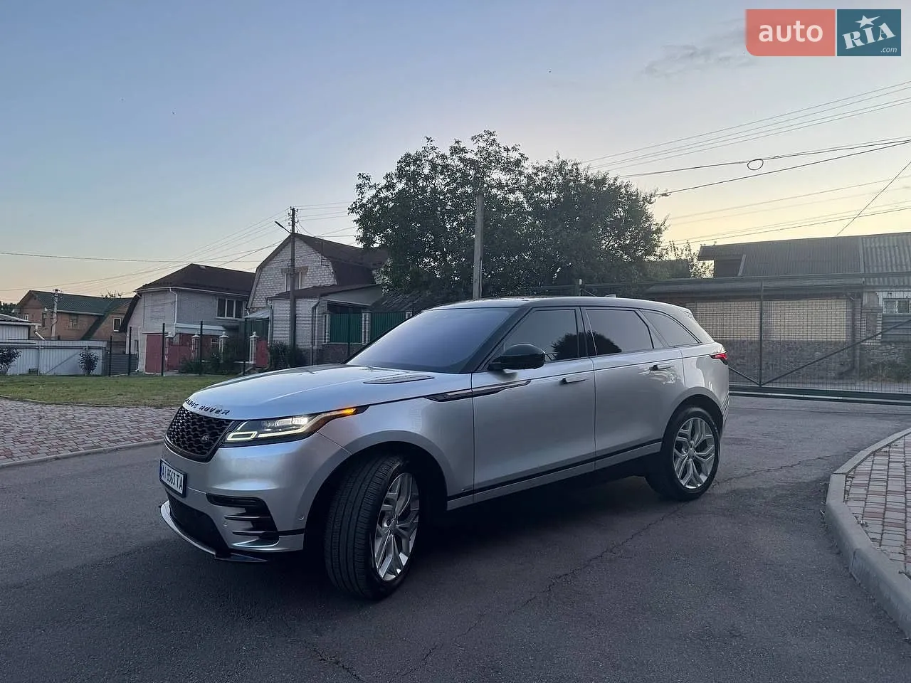 2019 Land Rover Range Rover Velar - мініатюра 3