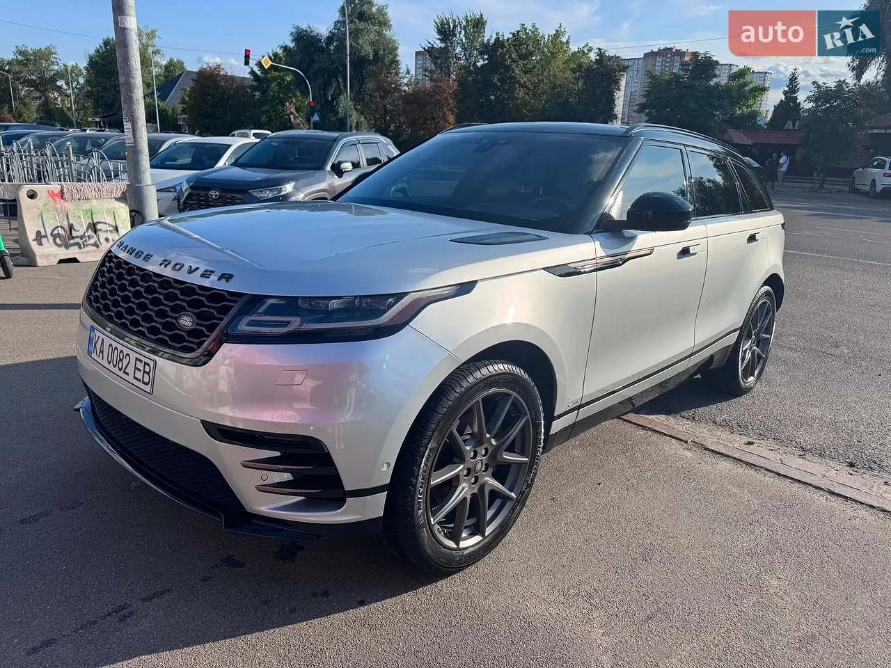2017 Land Rover Range Rover Velar - мініатюра 28