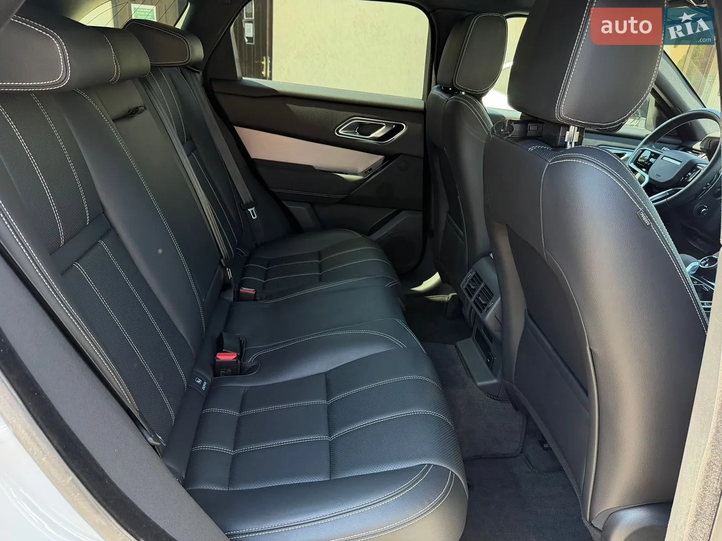 2022 Land Rover Range Rover Velar - мініатюра 23