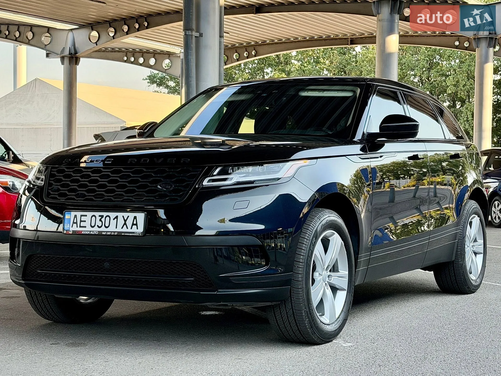 2017 Land Rover Range Rover Velar - мініатюра 18